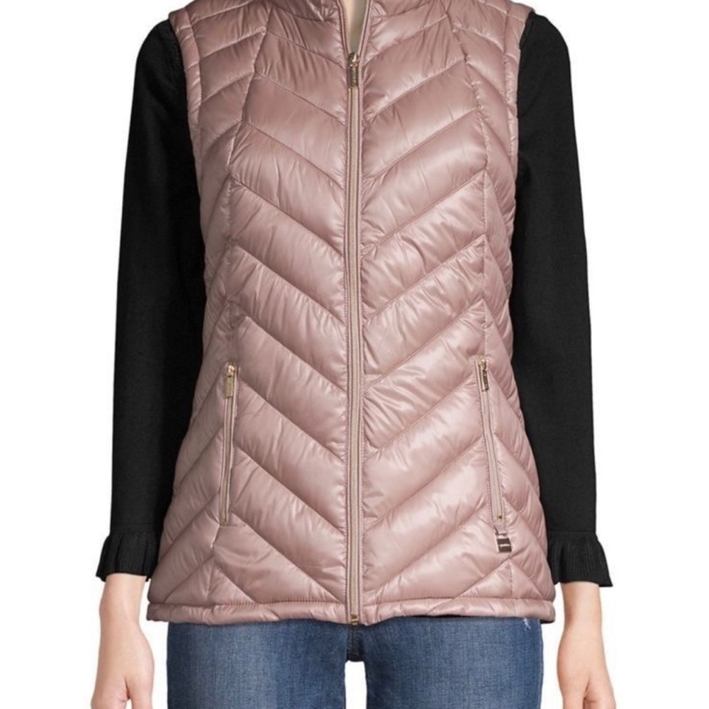 CALVIN KLEIN SHINE BLOSSOM PUFFER VEST IN